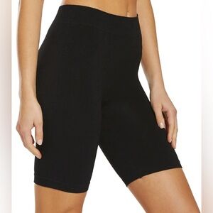 NWT free people seamless black bike short size XS/S $30